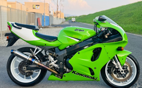 KAWASAKI NINJA ZX-7R 2001 ZX750P