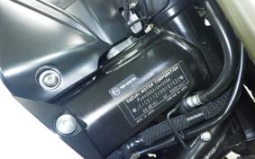 SUZUKI GSR750 A 2012