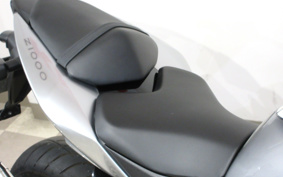 KAWASAKI Z1000 2012 ZRT00B