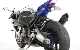 BMW HP4 2014 0D01