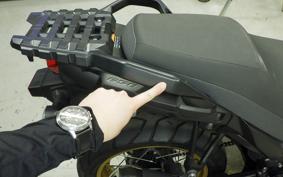 SUZUKI Vストローム650XTA 2023 C733M