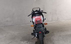 YAMAHA FZ750 1FM
