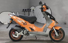 KYMCO SUPER 9S ..