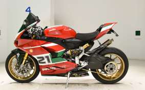 DUCATI DUCATI パニガーレV2ベイリス 2018