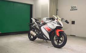 YAMAHA YZF-R125