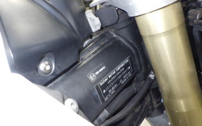 SUZUKI GSR750 2011