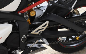 TRIUMPH DAYTONA 675 R TMD116