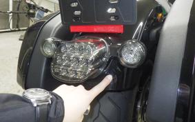 HARLEY FXLRST1920 2023