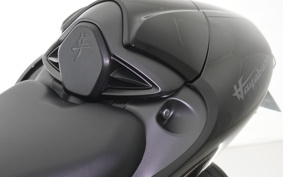 SUZUKI HAYABUSA 2022 EJ11A
