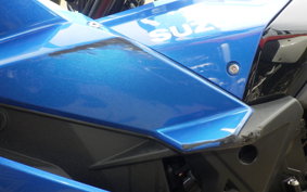 SUZUKI GSX-8R 2025 EM1AA