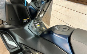 YAMAHA T-MAX 560 A 2024 SJ19J