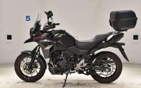 SUZUKI Vｽﾄﾛｰﾑ250