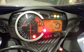 SUZUKI GSX-R750 2013