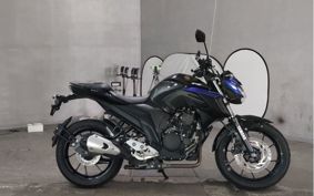 YAMAHA FZ25 RG42