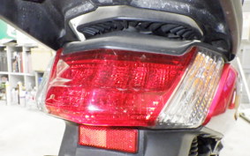 YAMAHA N-MAX 2023 SE86J