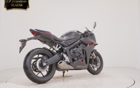 HONDA CBR650R E-Clutch 2026 RH17