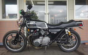 KAWASAKI KZ1000 MK2 2000 00A042