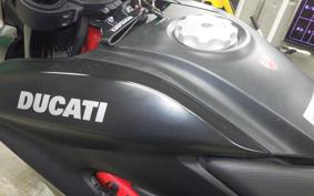 DUCATI HYPERMOTARD 820 2014
