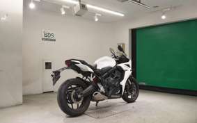 HONDA CBR650R 2023 RH03