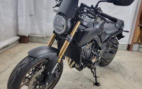HONDA CB650R 2021 RH03