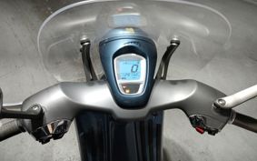 VESPA 946BERISSHIMA ..