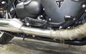 TRIUMPH BONNEVILLE BOBBER 2022
