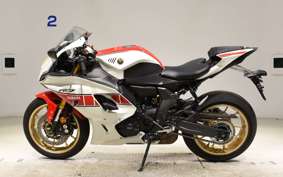 YAMAHA YZF-R7 2022 RM39J