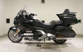 HONDA GL 1800 GOLD WING TOUR DCT 2021 SC79