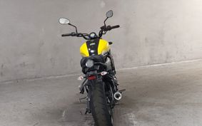 YAMAHA XSR700 2018 RM11