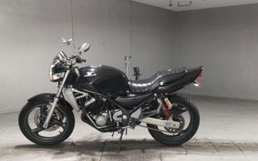 SUZUKI GSX250 ZR250C