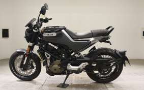 HUSQVARNA SVARTPILEN 401 2021