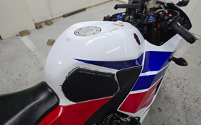 HONDA CBR600RR 2017 PC40