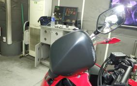 HONDA CB650R E-Clutch 2026 RH17