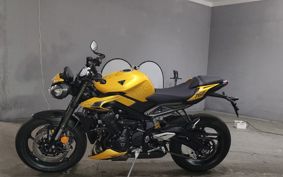 TRIUMPH  TRIUMPH  STREET  TRIPLE RS HDA614