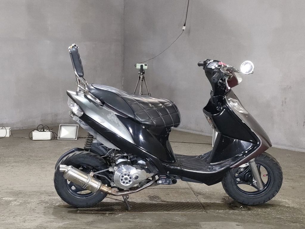 Фото Suzuki ADDRESS V125 с японского аукциона