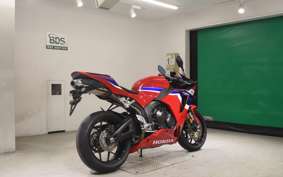 HONDA CBR600RR 2024 PC40