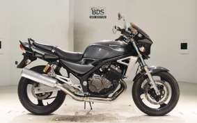 KAWASAKI BALIUS 250 Gen.2 2019 ZR250B