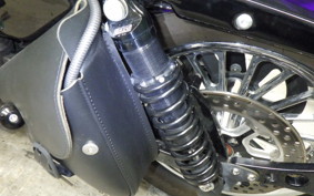 HARLEY XL1200V 2013