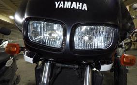 YAMAHA FZ400 4YR