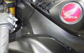 HONDA CBR1000RR R 2022 SC82