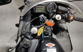 HONDA CBR600F PC35