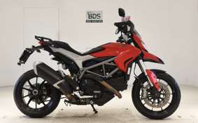 DUCATI HYPERSTRADA 820 2014