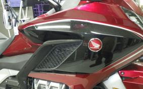 HONDA GL 1800 GOLD WING TOUR DCT 2018 SC79