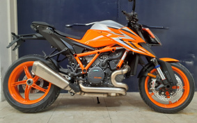 KTM 1290S-DUKE R EVO V3940