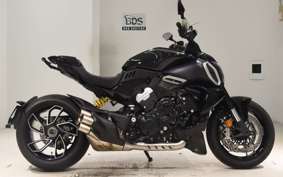 DUCATI ディアベル V4 2023
