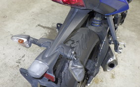 TRIUMPH STREET TRIPLE 85 2013