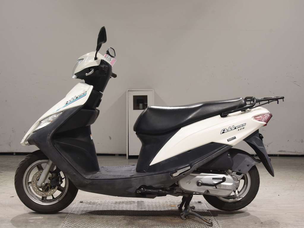 Фото Suzuki ADDRESS V125 с японского аукциона