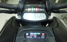 DUCATI DIAVEL 2015
