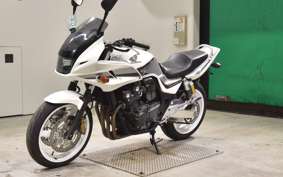 HONDA CB400 SUPER BOLDOR VTEC 2012 NC42
