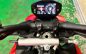 DUCATI STREETFIGHTER V2 2022 3F00